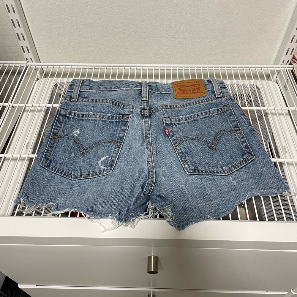 Levi’s shorts